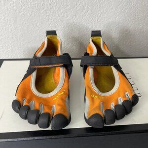 Vibram Five Fingers 13K1101 Orange Barefoot Running Shoes Kids 33 EU/2-2.5 US